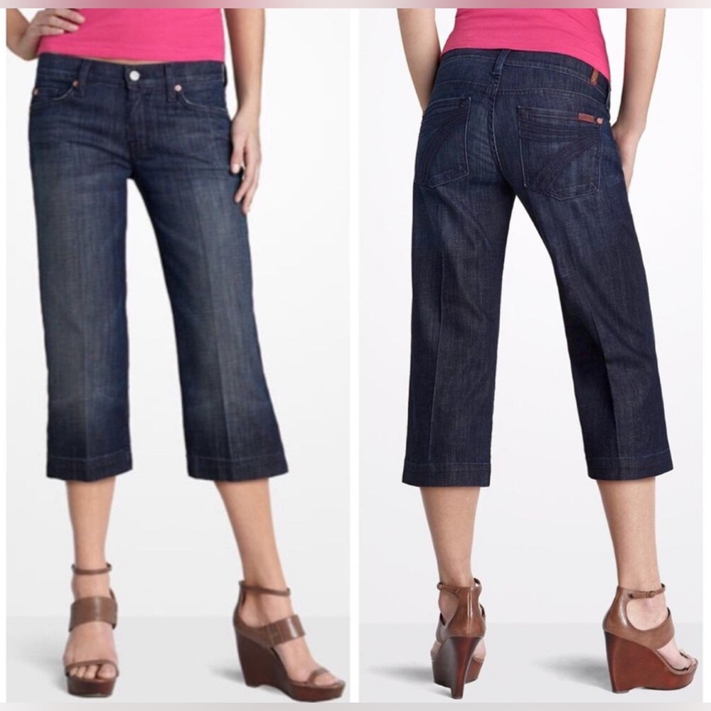 7 For All Mankind Crop Dojos / Size 32 (measurements below) / Perfect Condition